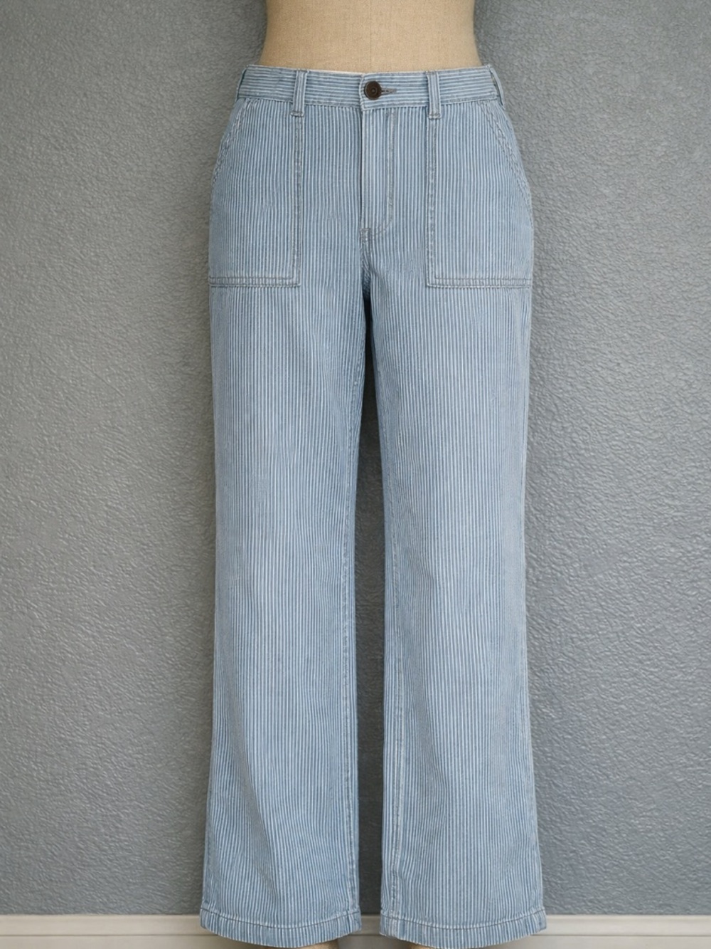 GAP Blue Pinstripe Straight‑Leg Cotton Pants · Size 8 · Patch Pocket Casual